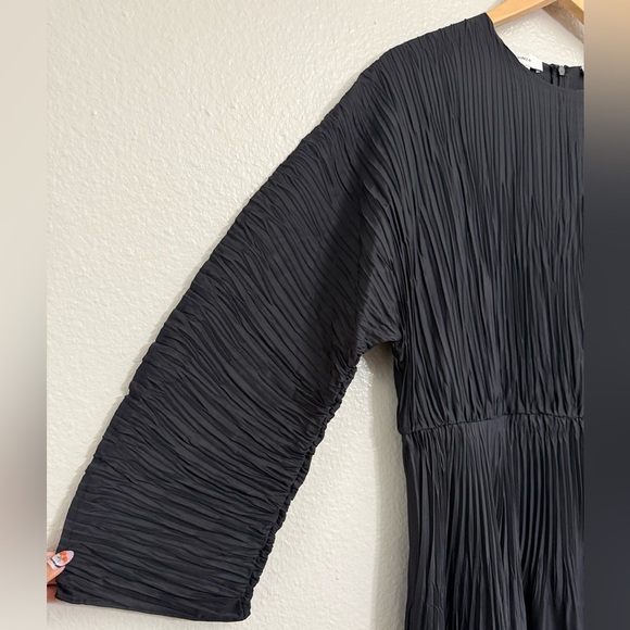 Vince Micro Pleated Black Midi Dress - Picture 3 of 15